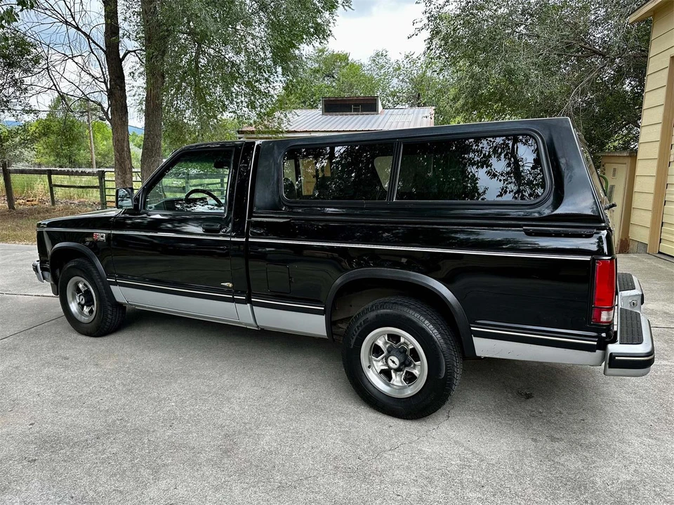 1987 Chevrolet S-10 - Image 6 of 23