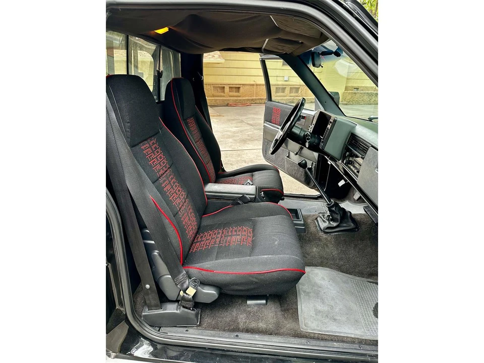 1987 Chevrolet S-10 - Image 9 of 23