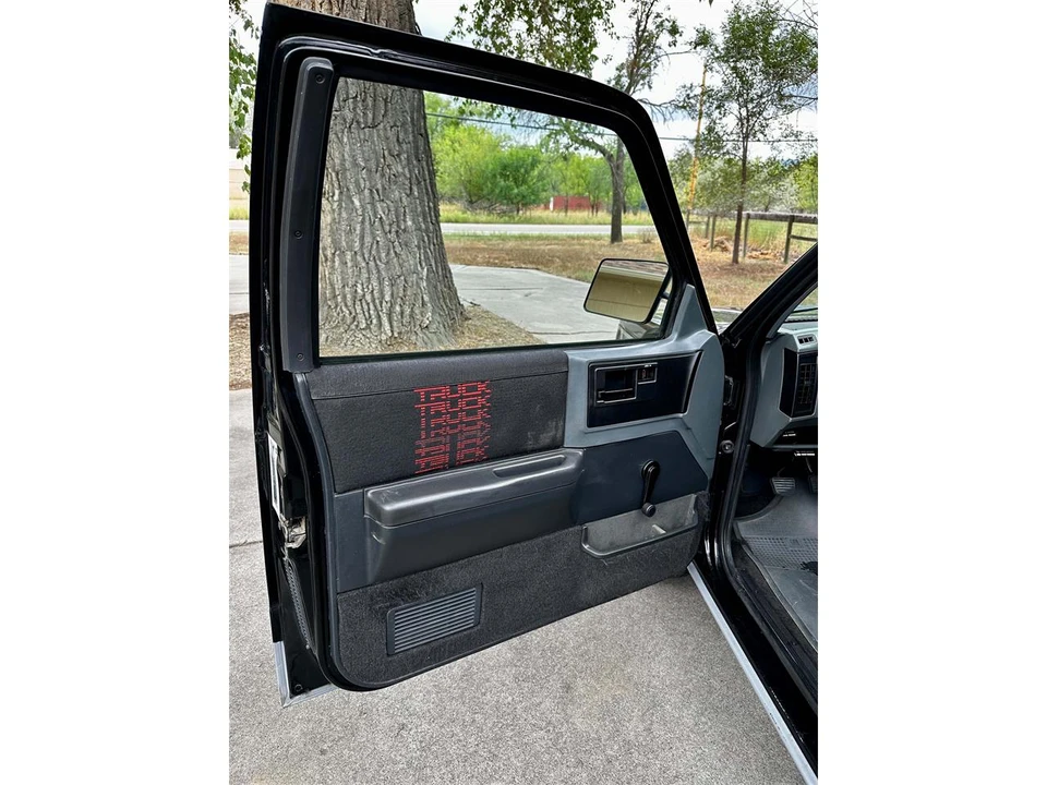 1987 Chevrolet S-10 - Image 11 of 23