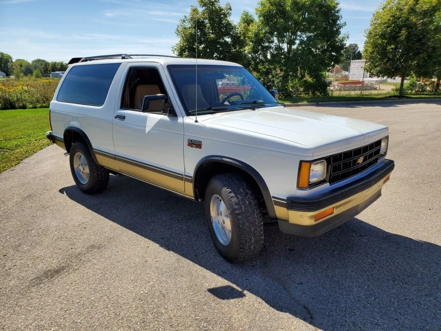 1987 Chevrolet S-10 Blazer 1st Gen - Image 10 of 10