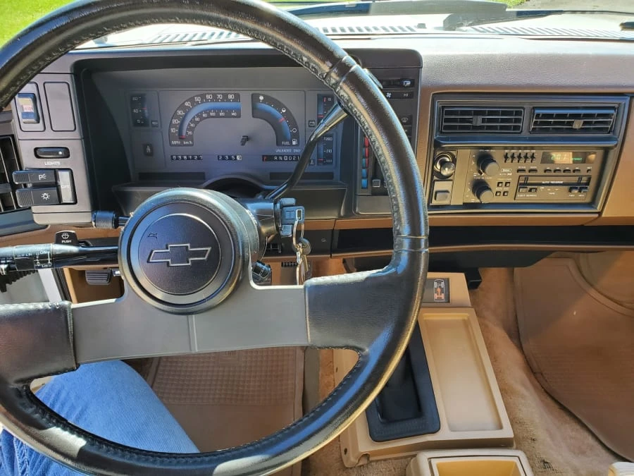 1987 Chevrolet S-10 Blazer 1st Gen - Image 6 of 10