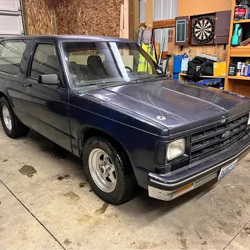 1987 Chevrolet S10 Blazer Sport Utility 2D