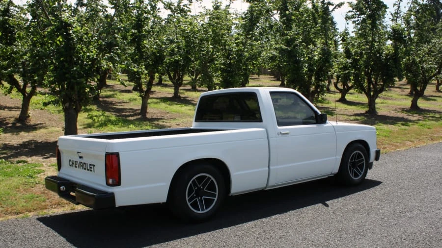 1987 Chevrolet S-10 - Image 9 of 10