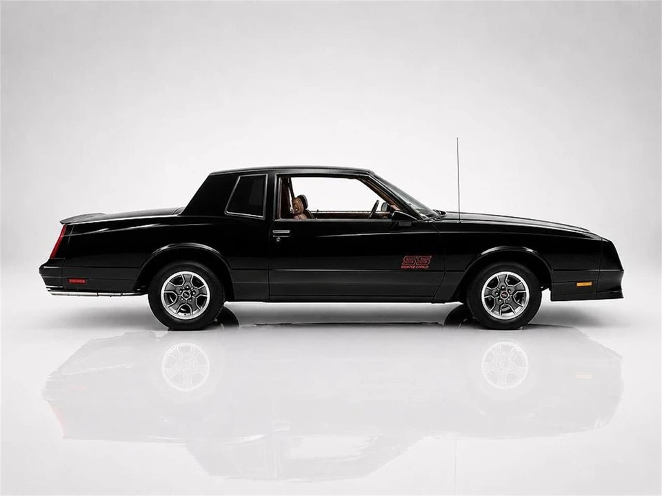 1987 Chevrolet SS - Image 4 of 31