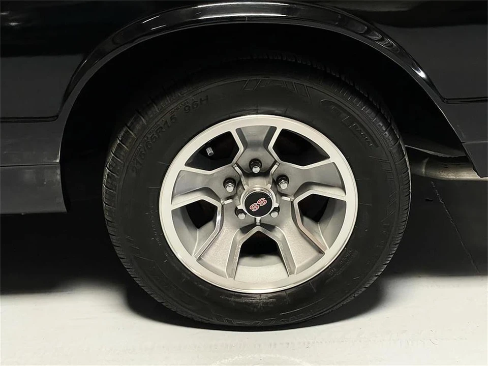 1987 Chevrolet SS - Image 25 of 31