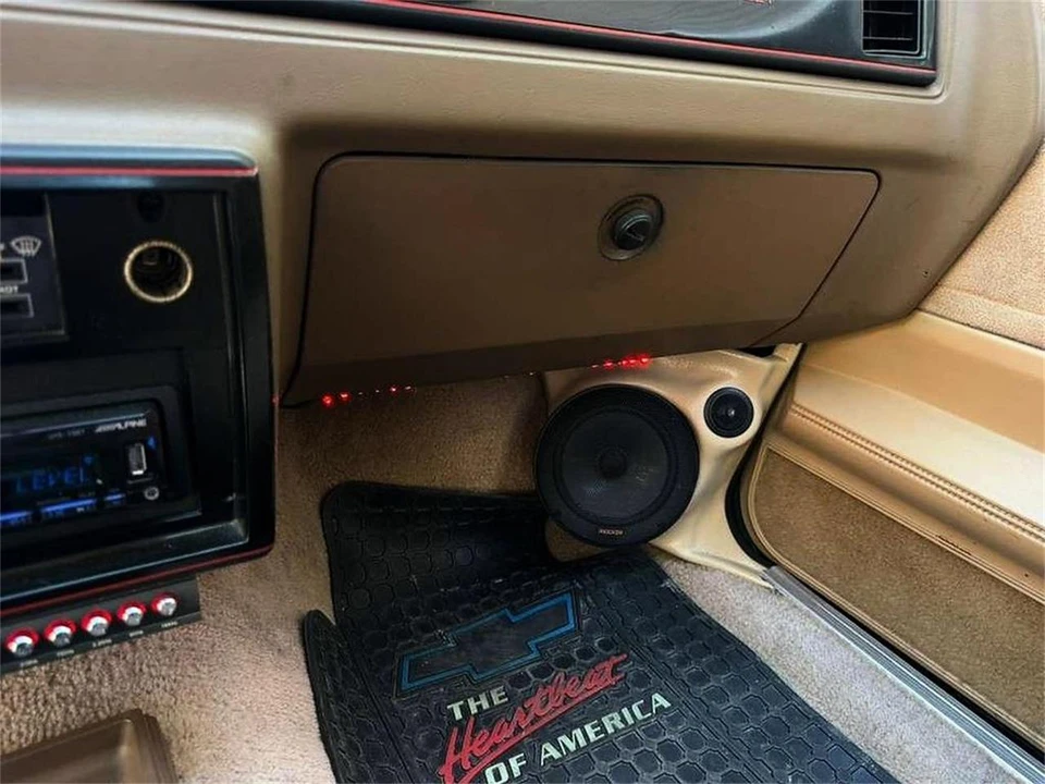 1987 Chevrolet SS - Image 13 of 31