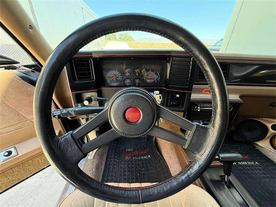 1987 Chevrolet SS - Image 9 of 31