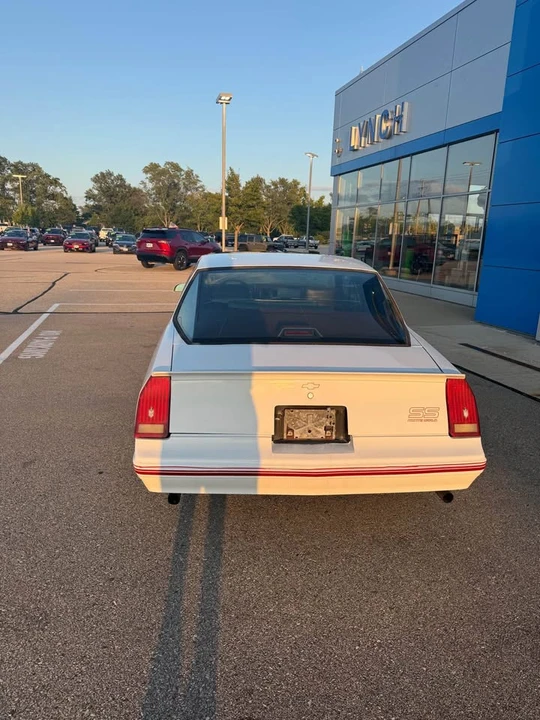 1987 Chevrolet SS - Image 10 of 11