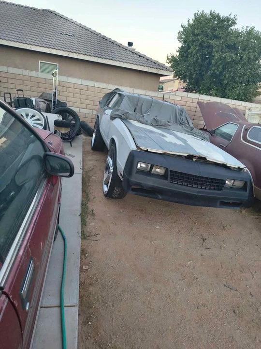 1987 Chevrolet SS - Image 2 of 3