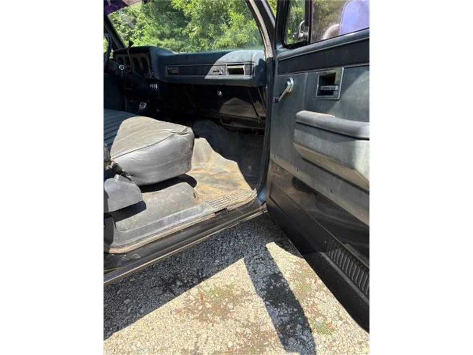1987 Chevrolet C/K 3rd Gen - Image 6 of 9