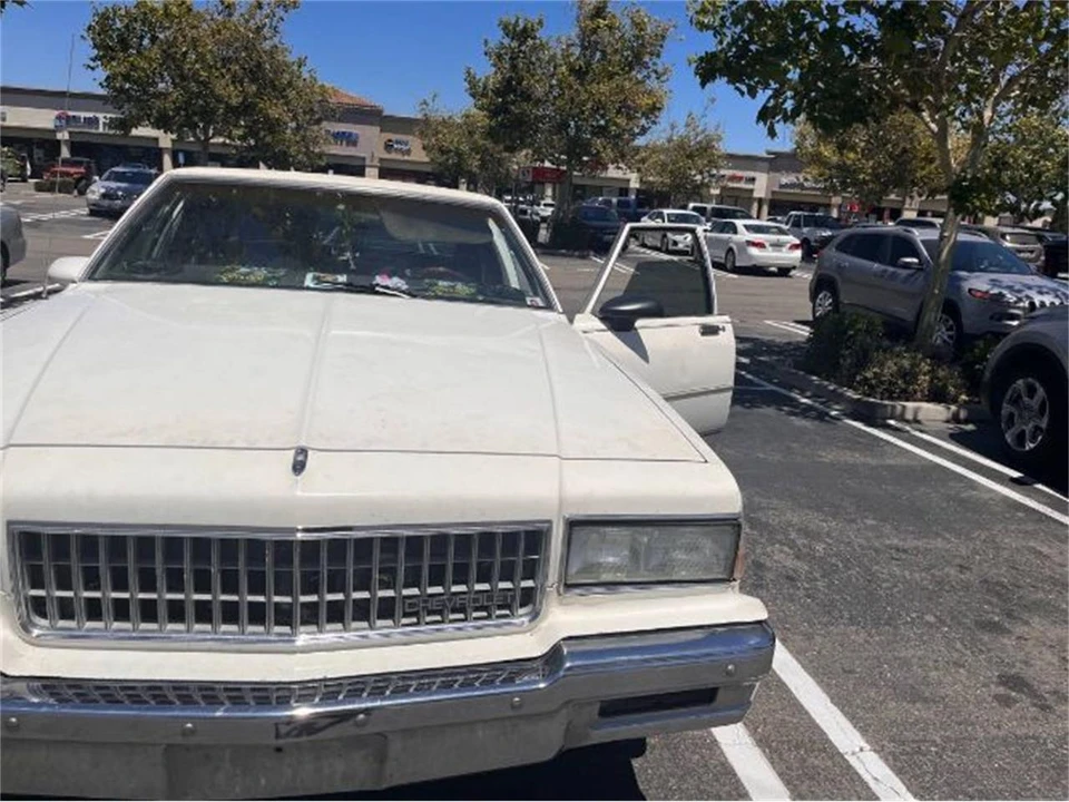 1987 Chevrolet Corsica - Image 3 of 3