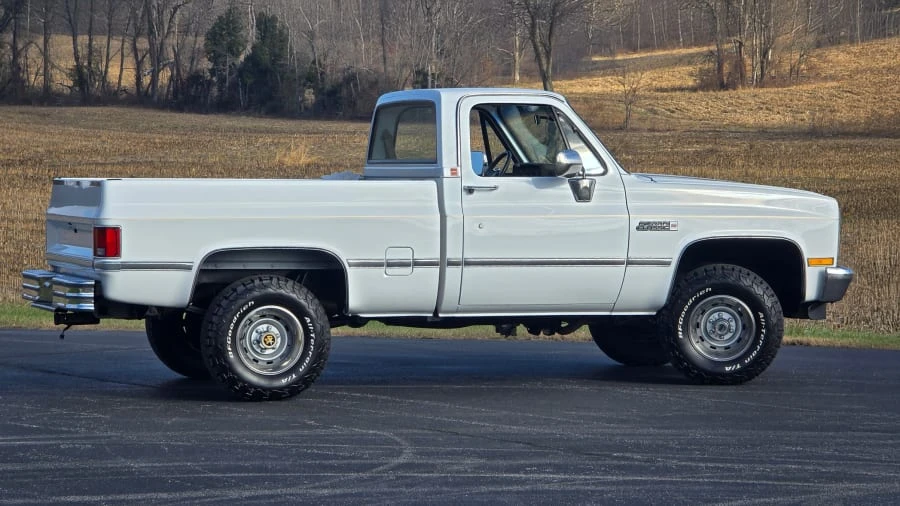 1987 Chevrolet C/K 3rd Gen - Image 12 of 28