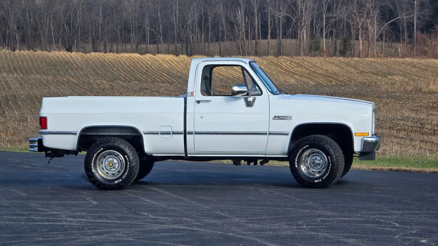 1987 Chevrolet C/K 3rd Gen - Image 6 of 28