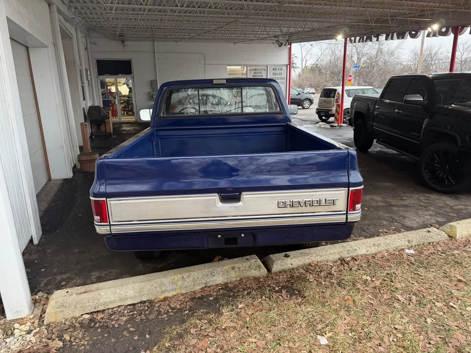 1987 Chevrolet Silverado - Image 6 of 12