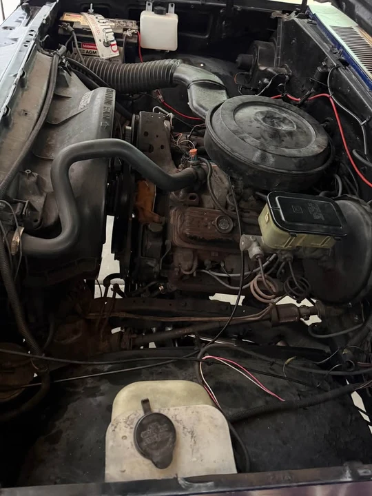 1987 Chevrolet Silverado - Image 12 of 12