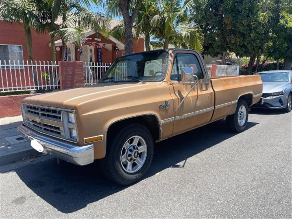 1987 Chevrolet C/K 3rd Gen - Image 5 of 6