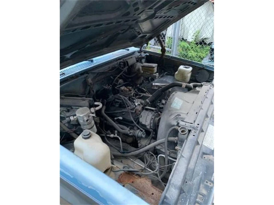 1987 Chevrolet C/K 3rd Gen - Image 2 of 19