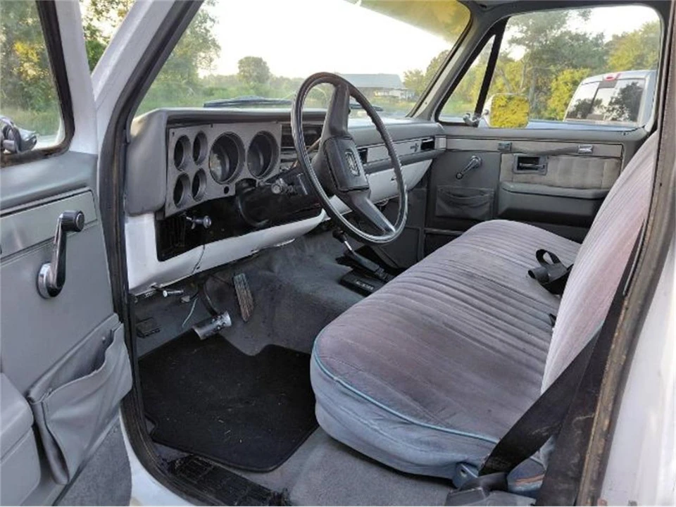 1987 Chevrolet Silverado - Image 7 of 20