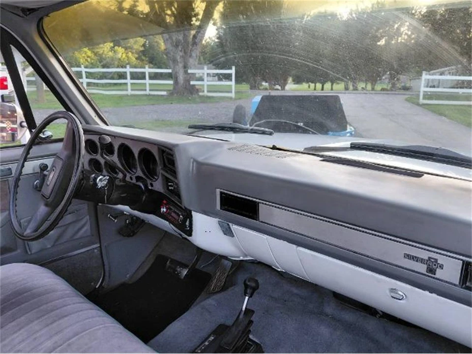 1987 Chevrolet Silverado - Image 12 of 20