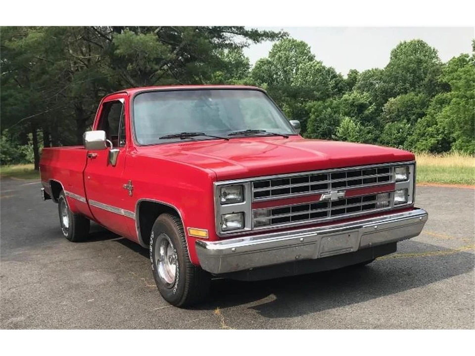 1987 Chevrolet Silverado - Image 3 of 17
