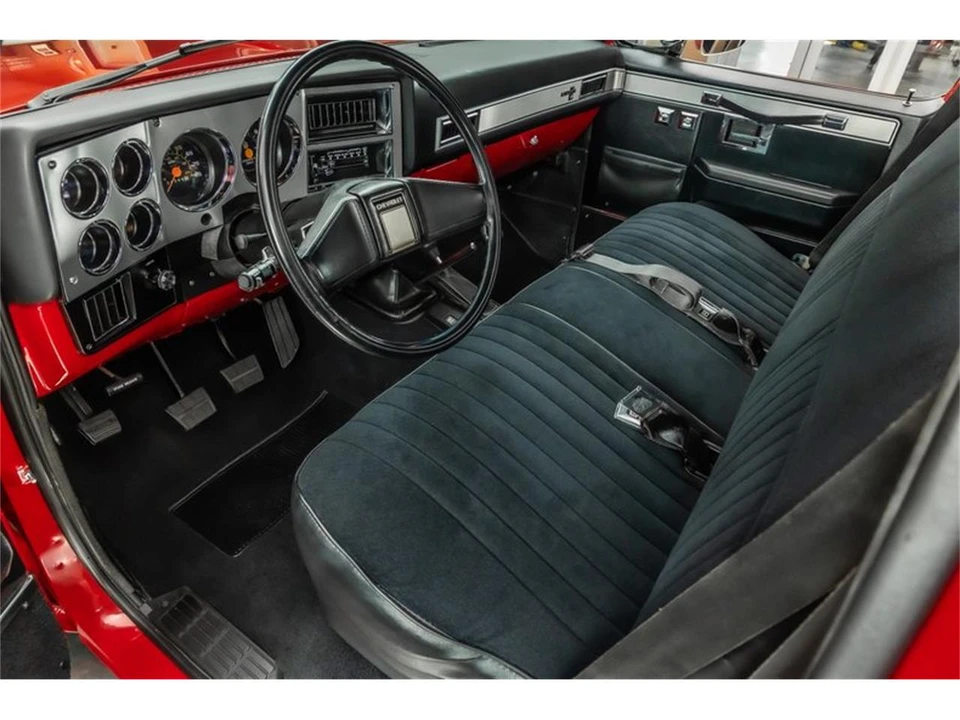 1987 Chevrolet C/K 3rd Gen - Image 2 of 31