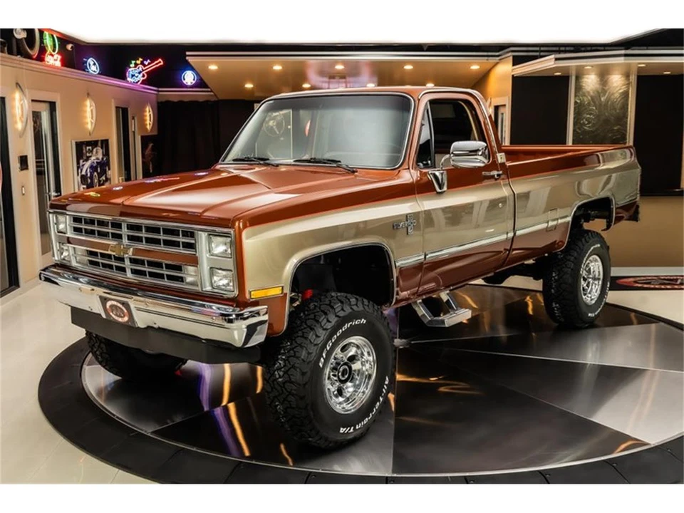 1987 Chevrolet Silverado - Image 5 of 31