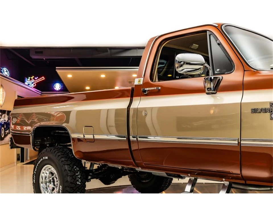 1987 Chevrolet Silverado - Image 20 of 31