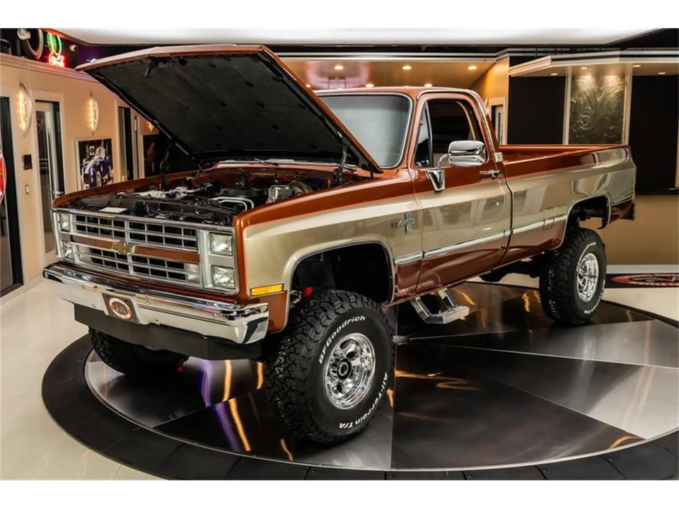 1987 Chevrolet Silverado - Image 6 of 31