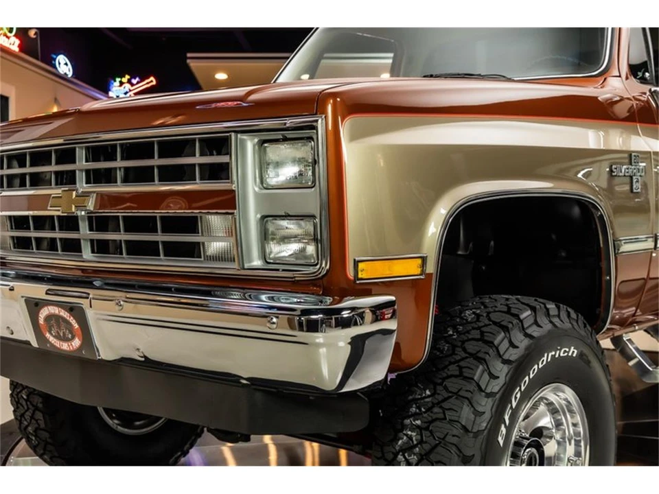 1987 Chevrolet Silverado - Image 27 of 31