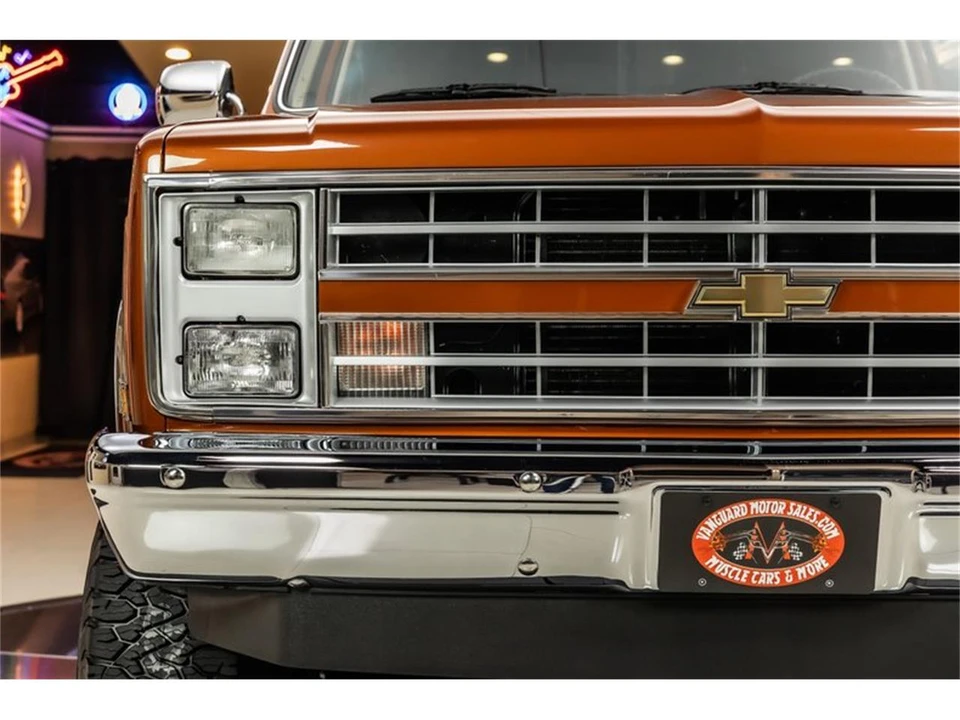 1987 Chevrolet Silverado - Image 18 of 31