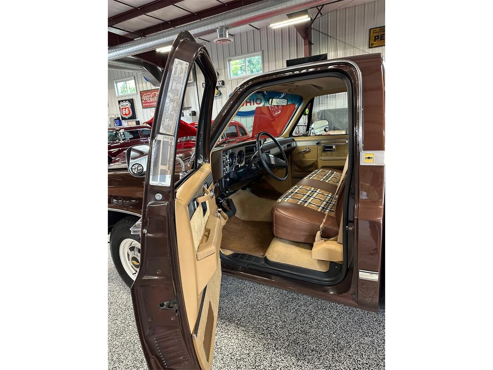 1987 Chevrolet C/K 3rd Gen - Image 13 of 29