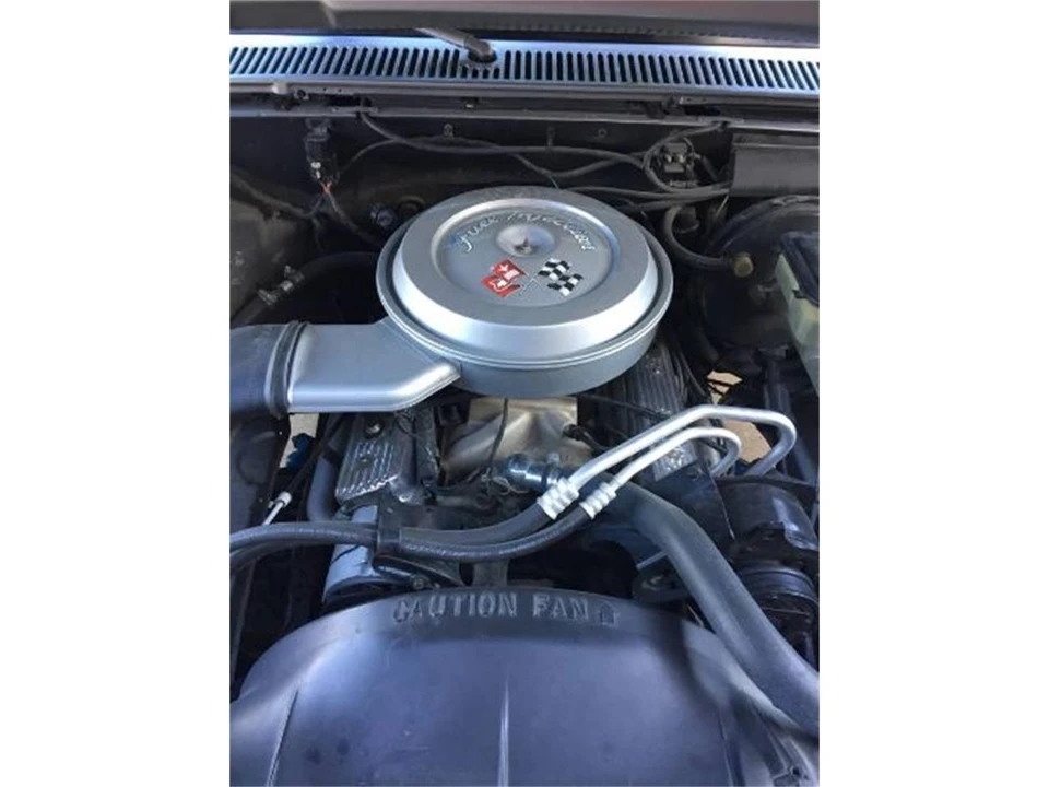 1987 Chevrolet Silverado - Image 11 of 24