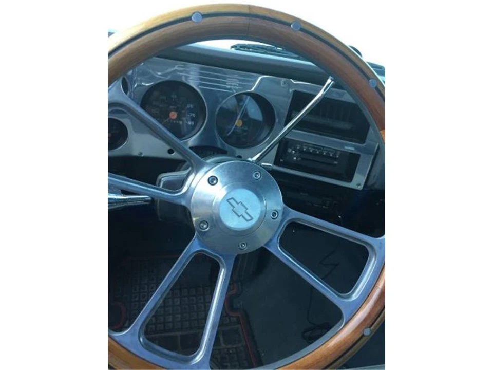 1987 Chevrolet Silverado - Image 13 of 24