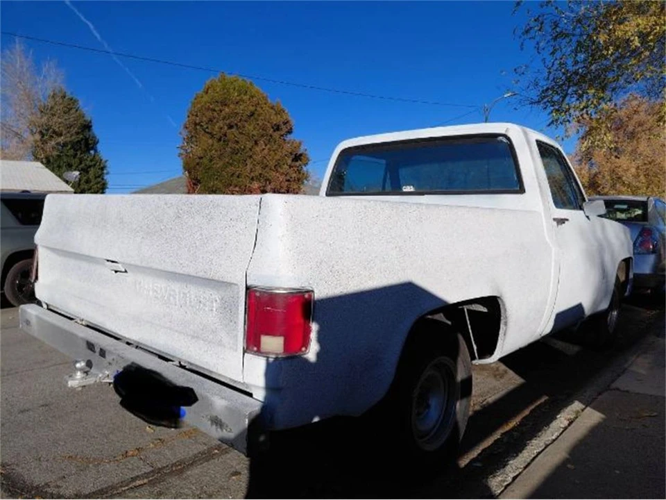 1987 Chevrolet Silverado - Image 5 of 5