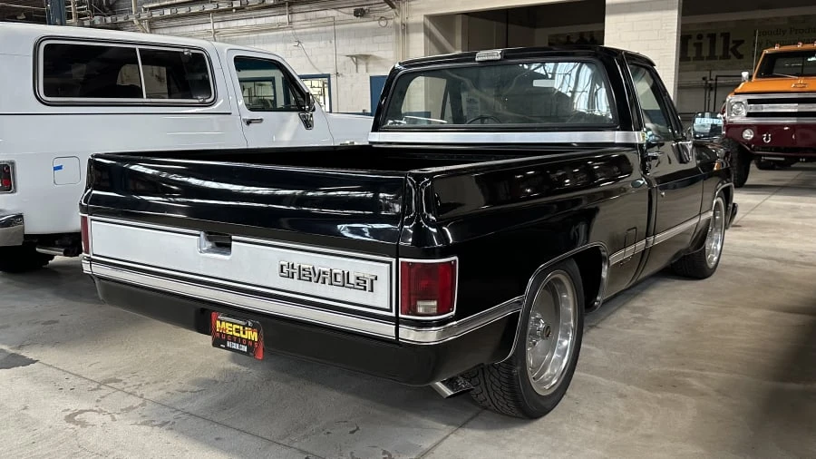 1987 Chevrolet C/K 3rd Gen - Image 6 of 19