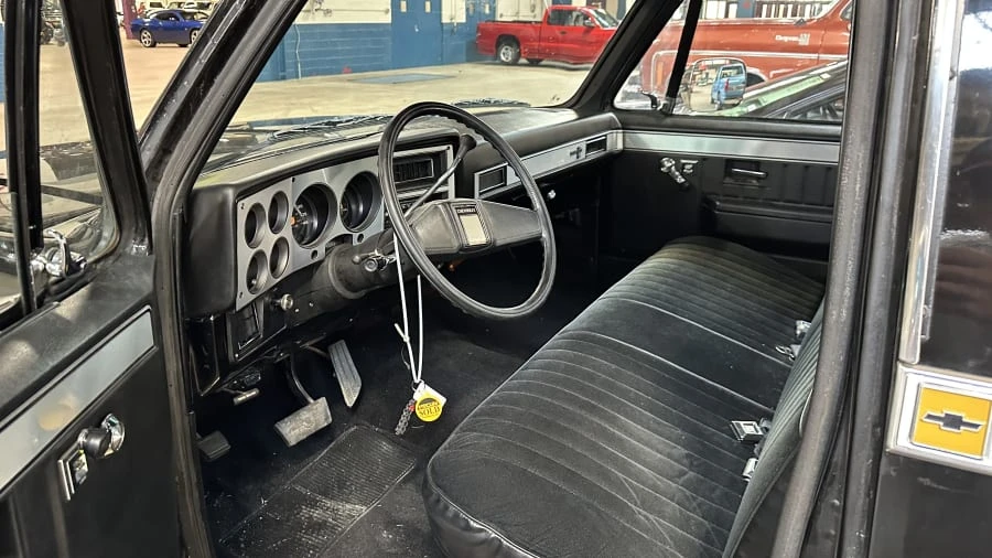 1987 Chevrolet C/K 3rd Gen - Image 16 of 19