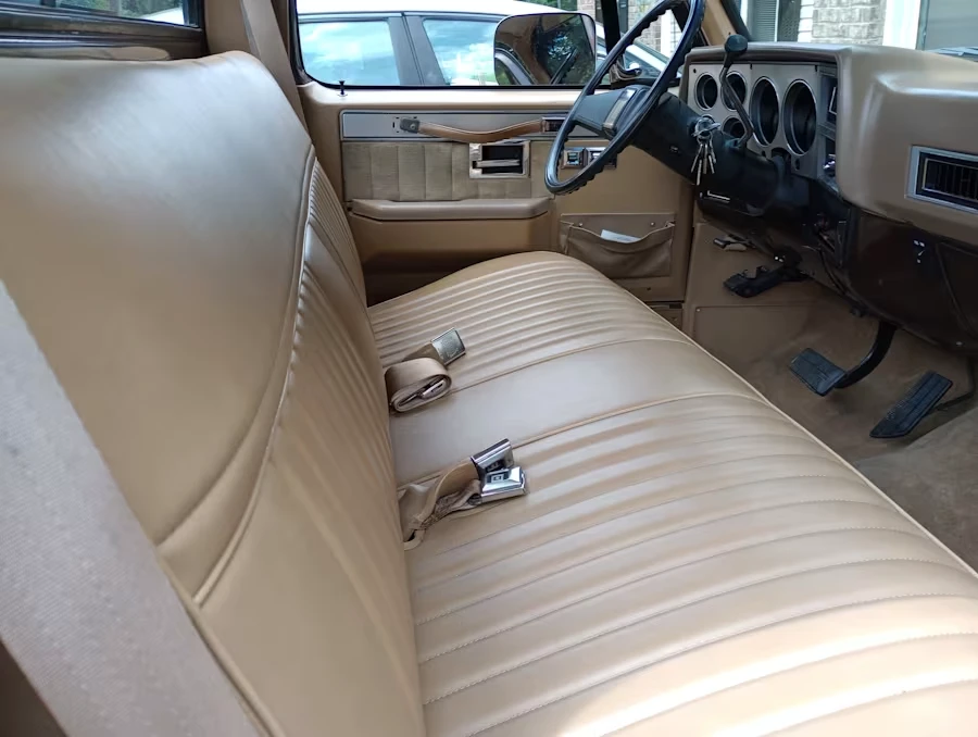 1987 Chevrolet Silverado - Image 13 of 22