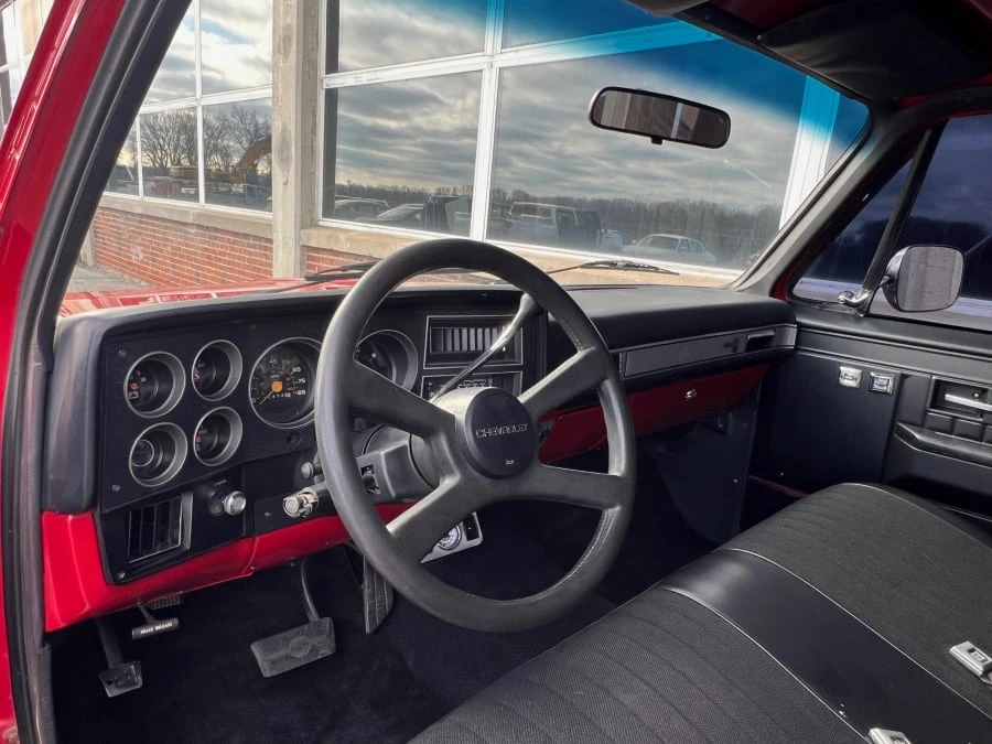 1987 Chevrolet Silverado - Image 6 of 10