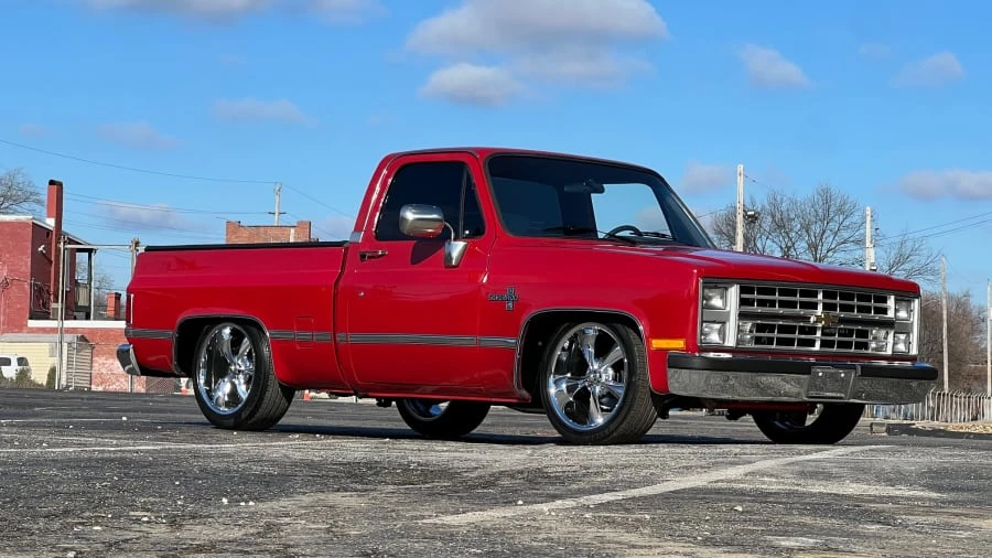 1987 Chevrolet Silverado - Image 4 of 10