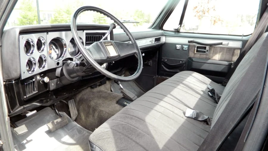1987 Chevrolet C/K 3rd Gen - Image 4 of 7