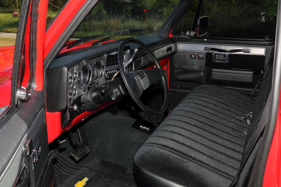 1987 Chevrolet C/K 3rd Gen - Image 24 of 31