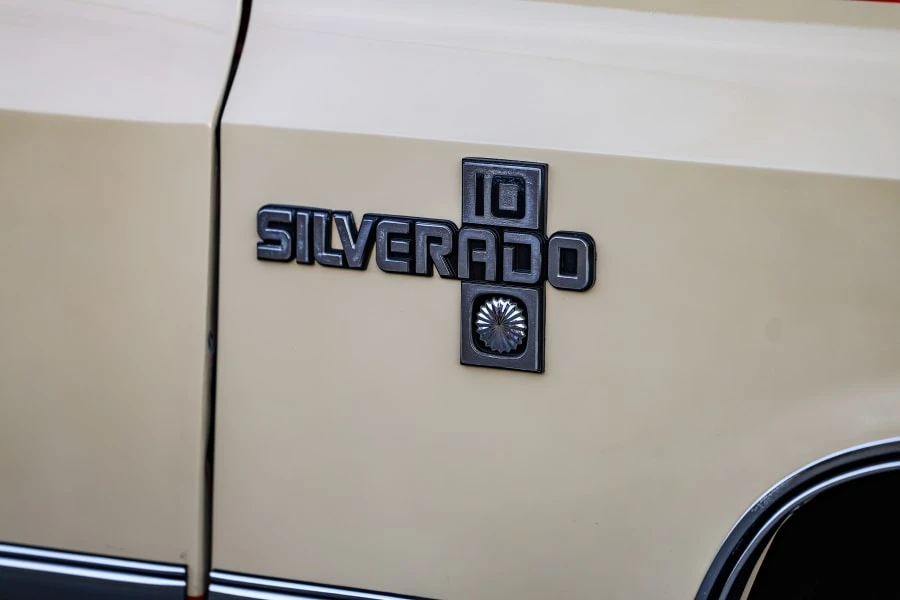 1987 Chevrolet Silverado - Image 7 of 31