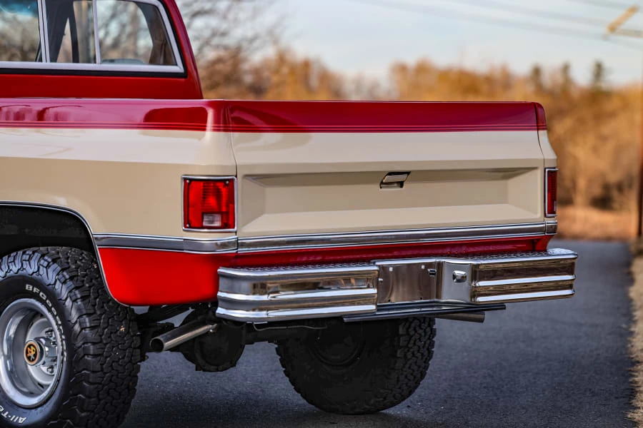 1987 Chevrolet Silverado - Image 13 of 31