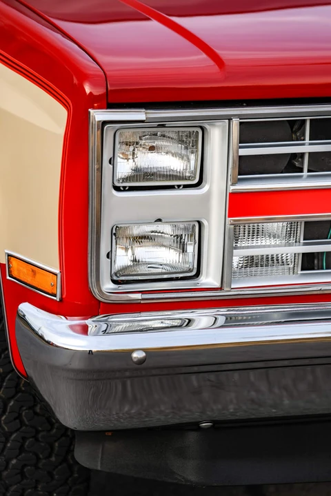 1987 Chevrolet Silverado - Image 14 of 31