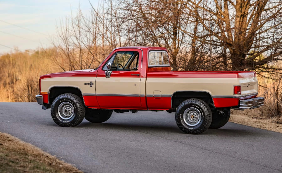 1987 Chevrolet Silverado - Image 5 of 31