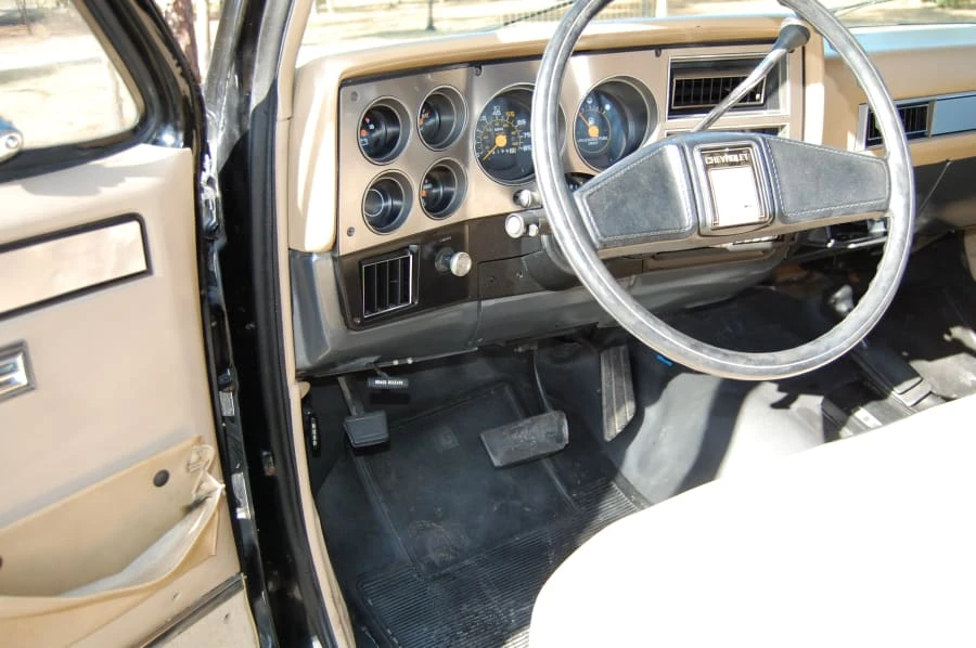 1987 Chevrolet C/K 3rd Gen - Image 6 of 9