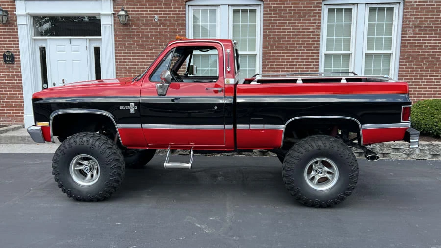 1987 Chevrolet C/K 3rd Gen - Image 2 of 7