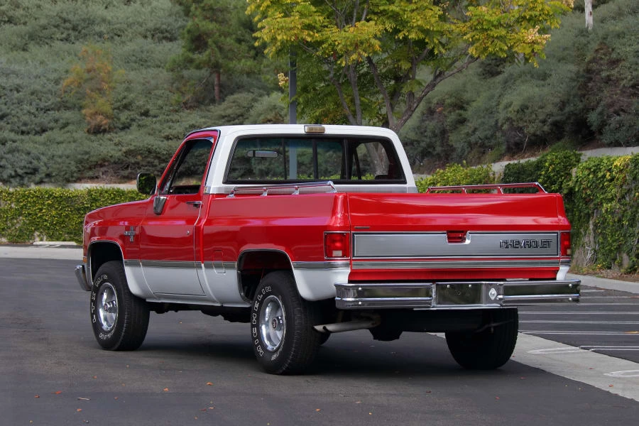 1987 Chevrolet C/K 3rd Gen - Image 16 of 31