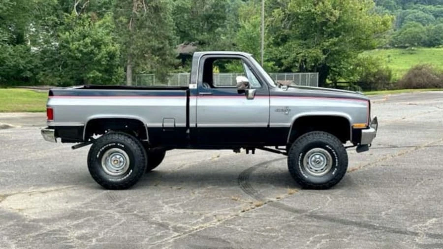1987 Chevrolet C/K 3rd Gen - Image 2 of 26