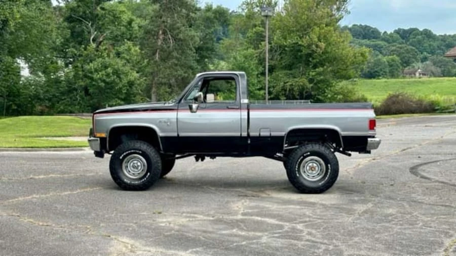 1987 Chevrolet C/K 3rd Gen - Image 7 of 26